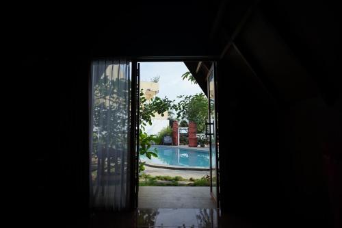 Vinn Villa, Coffee & Resto in Jepara Beach