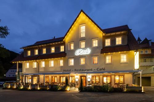 المنظر الخارجي, Hotel Rossle Berneck in التينستيج