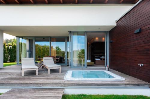 2 bedrooms, 2 beds