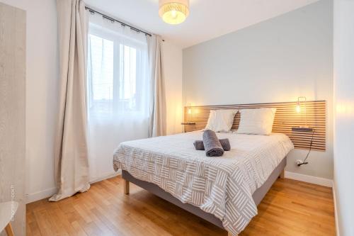 Home designed Especially for Groups in Vaires-sur-Marne