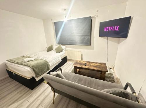Spacious Double Room By Town Centre