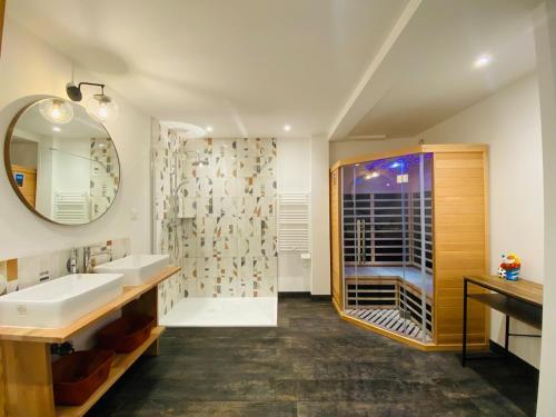 Shower, Le SPA de l’Impasse in Limoges