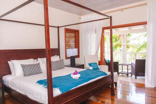 Tropical Escape1511 in Freetown