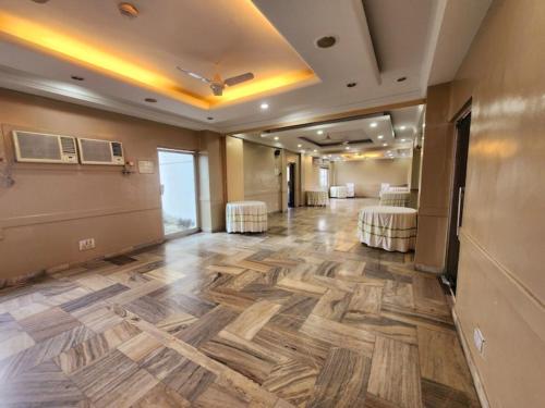โรงแรมพาร์คพาเลซ (Hotel Park Palace) in กลกาตา