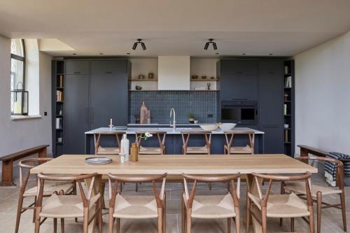 Luxury Cotswolds Retreat nr Estelle Manor in North Leigh