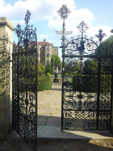 Fanhams Hall Exclusive Collection - image 14