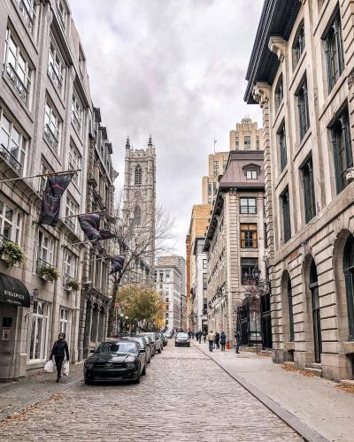 David Hotel - Tap to explore photos