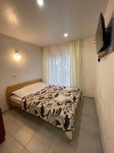 1 queen bed