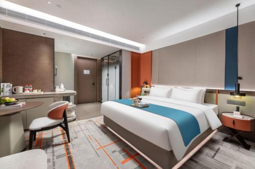 room detail thumbnail 1