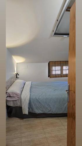 Cozy attic apartment in Gallur