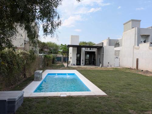 Κήπος, Moderna y Confortable casa nueva in Σαντάγιο Ντελ Εστέρο