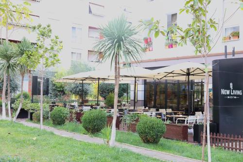 Luxe Living Suites - Kompleksi Kontakt Magnet, Tirana (Foto 4)