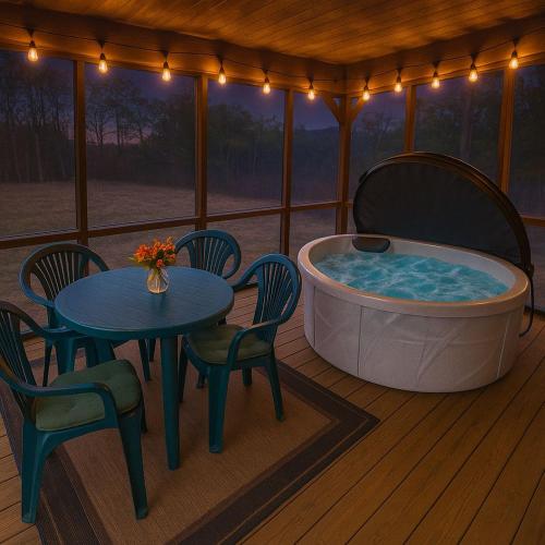 ג'קוזי, Valley Vista-Mins to SkylineDrive-Hot Tub-King, Queen Beds in פרונט רויאל(וי אי)