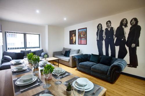 MCCARTNEY SUITE 5 Bedrooms, 5 bathrooms, Liverpool