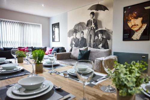 STARR SUITE 6 Bedrooms, 6 Bathrooms, Liverpool (photo 8)