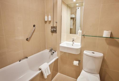 room detail thumbnail 2