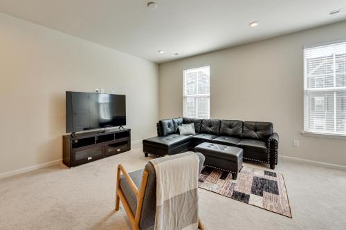 Room to Work + Relax! Spacious Unit Near Charlotte in Stallings (NC)
