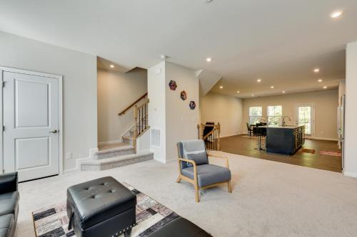 Room to Work + Relax! Spacious Unit Near Charlotte in Stallings (NC)