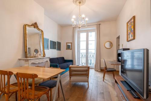 Parisian Elegance - Refined 1BD in Le Marais - Location saisonnière - Paris