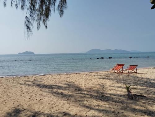 Koh Phaluai beach cottage in Ko Phaluai