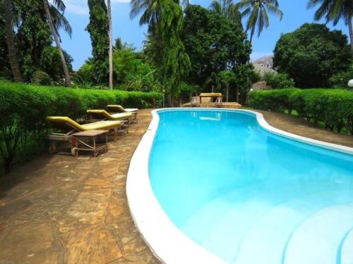 Villa con baobab e piscina in Malindi