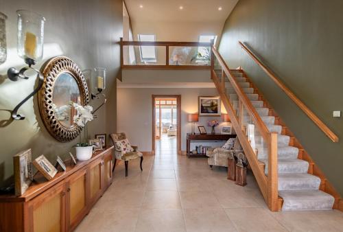 4 bedroom holiday home overlooking the sea in Connemara in Rossaveel