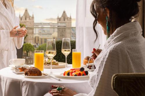 Four Seasons Hotel London at Tower Bridge, London