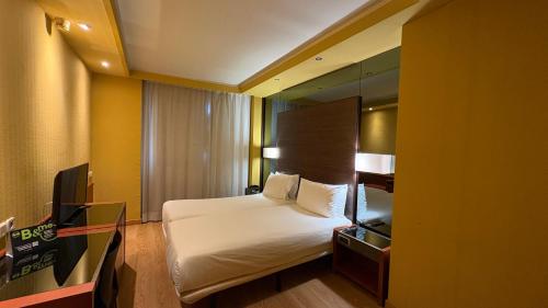 Hotel Puerta de Burgos - image 14