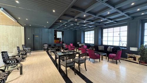 Hotel Puerta de Burgos - image 10