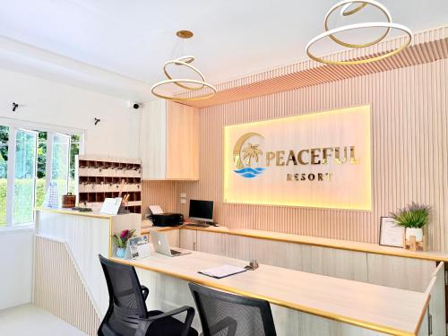 Peaceful Resort in Pra Ae Beach