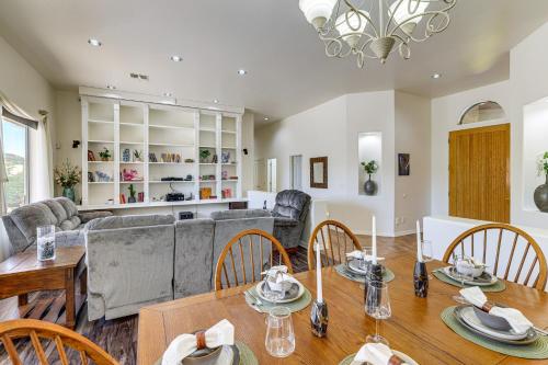 Group-Friendly Escape with Views in North Phoenix! in Tramonto