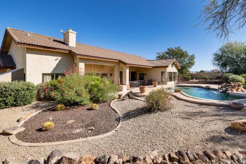 Group-Friendly Escape with Views in North Phoenix! in Tramonto