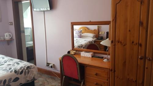 Balkan Lodge Oxford - main image