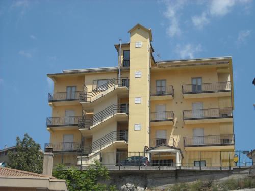 Hotel Caimo Bed-Breakfast, Lagonegro bei Santa Marina