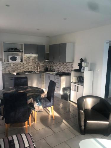 petite maison calme - Location saisonnière - Hourtin