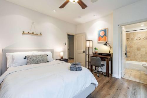 The San Diego Studio - Free Parking in San Diego, USA