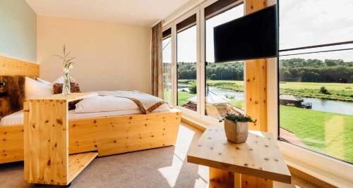 Erlebnishotel "Zur Schiffsmühle" GmbH Room Type -  Juniorsuite Zirbe 2