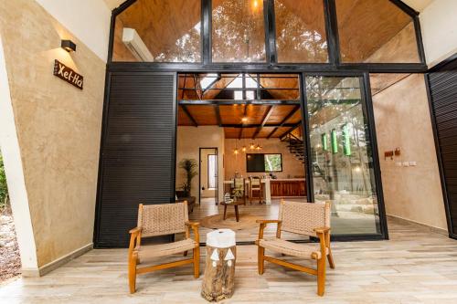 Xtambaa Selva in มาการิโอโกเมซ