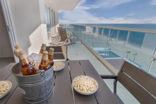 Splash in New Lazy River/Stay in Modern Luxury Encantame C-705