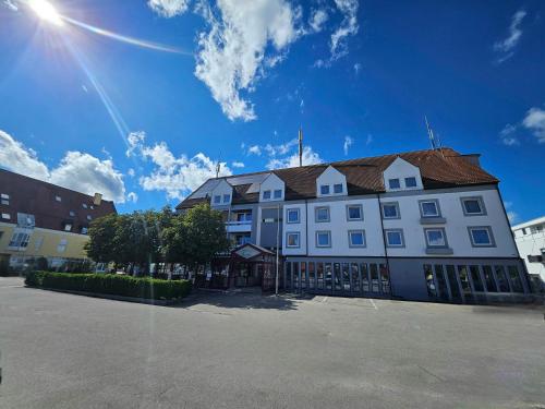 . Hotel Krone & Restaurant