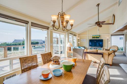 Ocean Views and Short Walk to Sandy Beach! Changes in Attitude in Bayshore (OR)