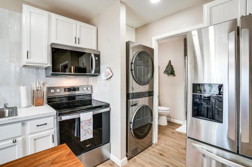 Couples Retreat! Shop, Dine, Explore Dtwn Oakdale in Oakdale