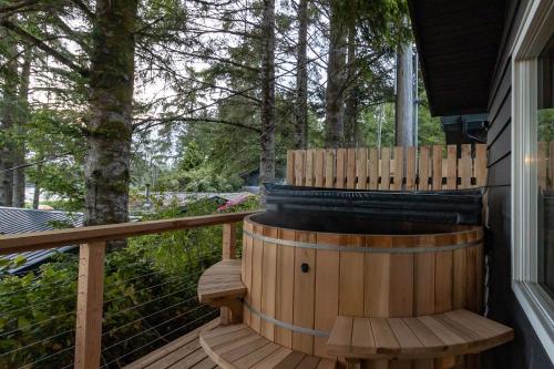 Mackenzie Beach Resort in Tofino (BC)