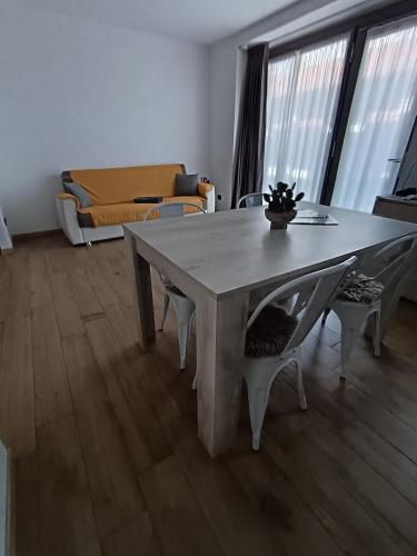 Marco apartment