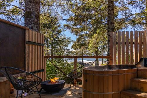 Mackenzie Beach Resort in Tofino (BC)