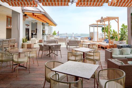 Restoranas, Sky Collection Lifestyle Hotel & Suites Barranquilla in Barankilja