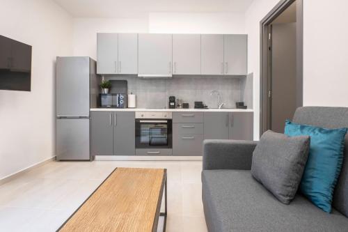 Oculus Kalithea Irakleous Apartments by Live&Travel, Афины (фото 9)