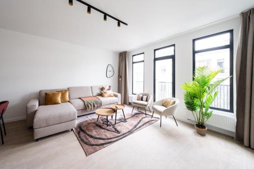 Spacious City Getaway for 8 in Antwerp, Antwerpen