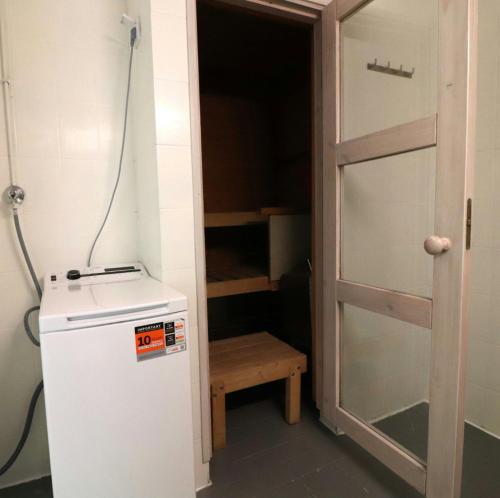 Bathroom, Central and Spacious Apartment for 4 with Sauna in Kirkkonummi