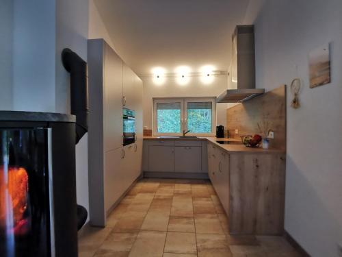 Ferienhaus Seensucht - Natur am See & im Wald mit Kamin in 林多